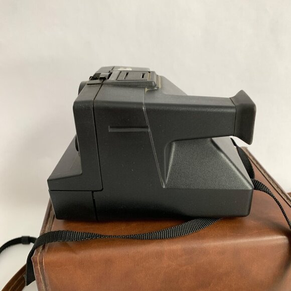 Polaroid Pronto Land Camera Sonar One Step with Case & Manuals UNTESTED - Picture 7 of 8